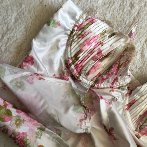 For Love & Lemons Melrose Pleated Bra - Ivory - Picture 9 of 12